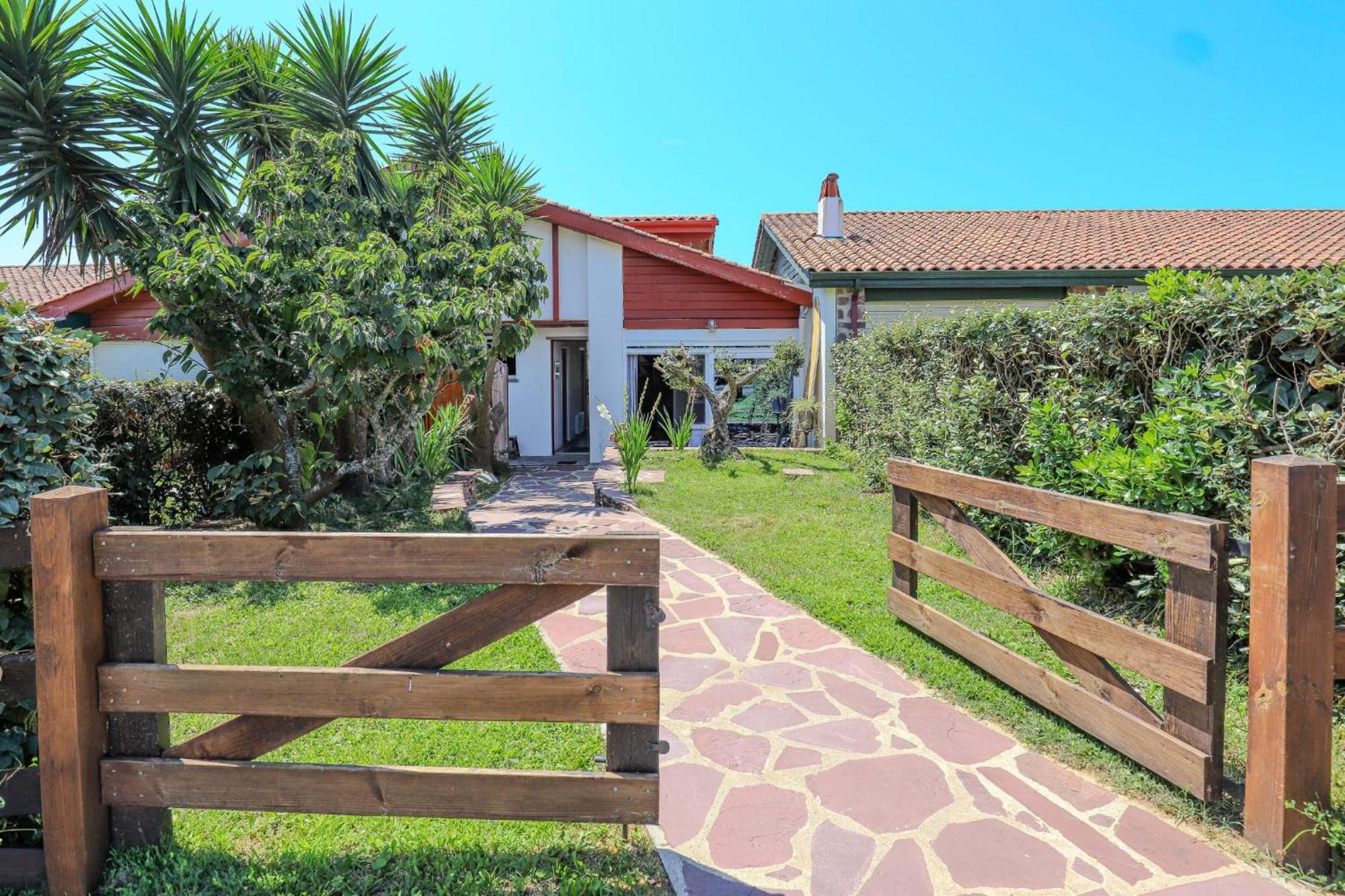 Lodge Terre De Glisse Saint-Jean-de-Luz Exterior photo